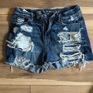 American Eagle Shorts 90’s Boyfriend Short